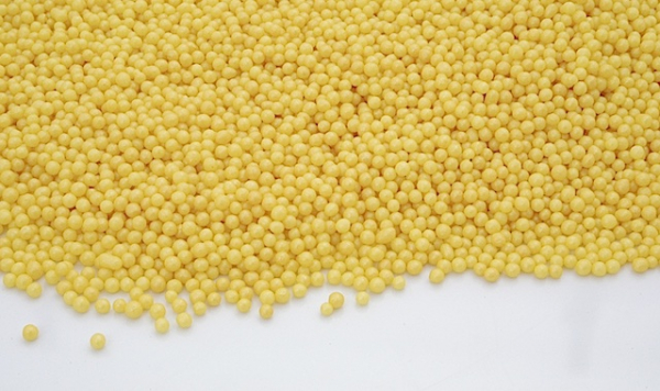 Sugar pearls medium glitter yellow 40 g at sweetART